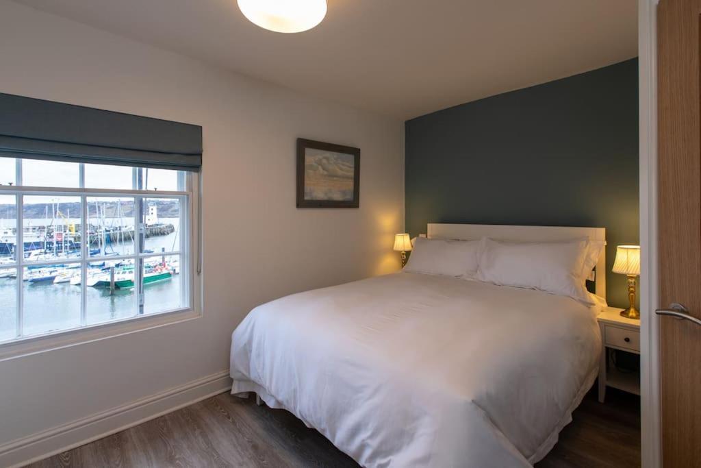 Herring Girl House - Harbourside Property, Sleeps 8 Scarborough Exterior foto